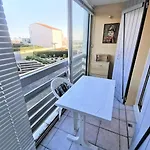 Le Carlton - 2 Pieces 4 Couchages Port Leucate. Ref: 2car_144a Mae-5104 *